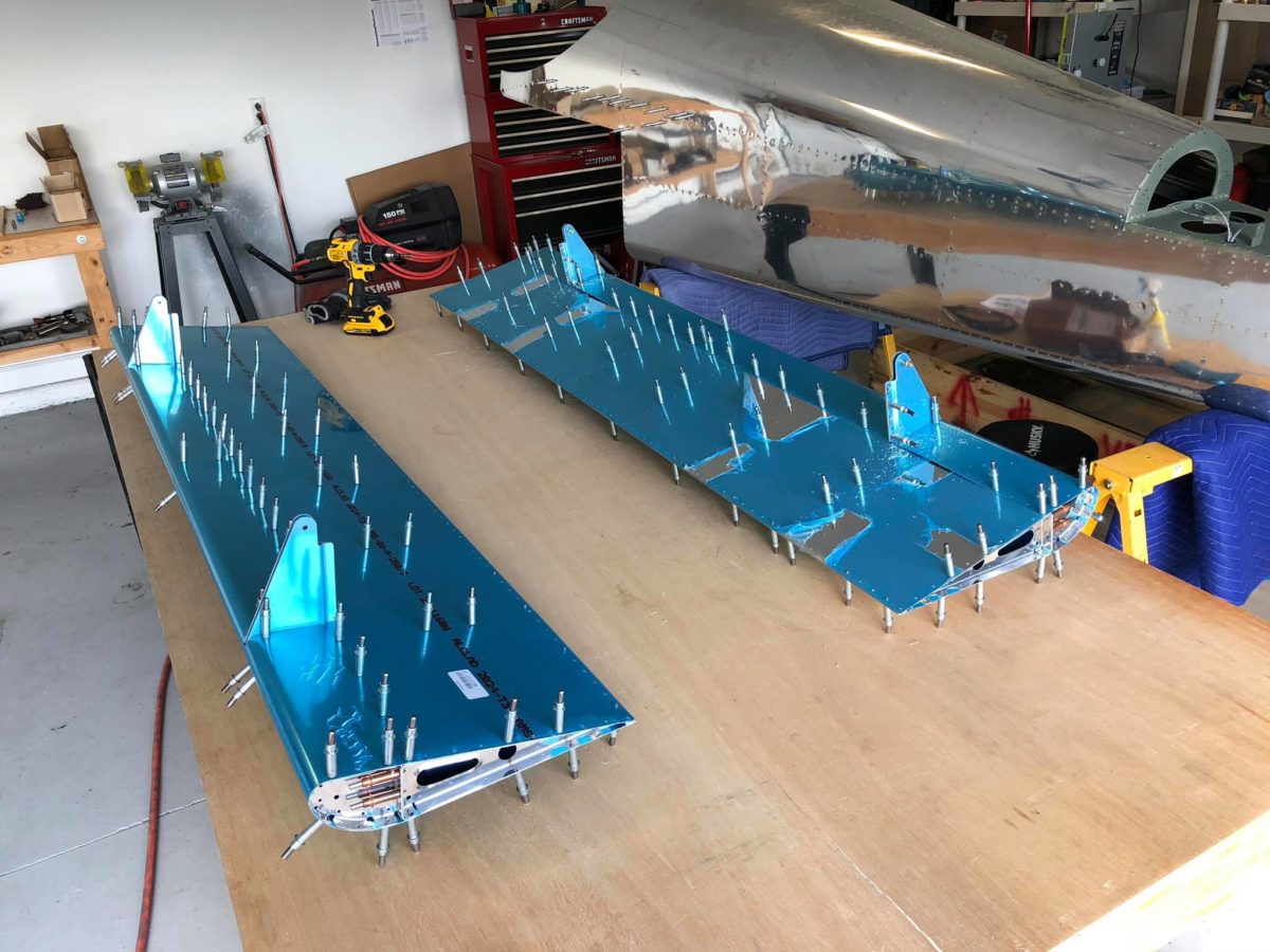 Wings, flaps assembly