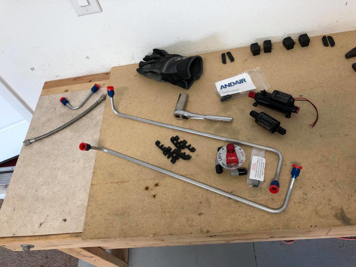 Fuselage, fuel system underway